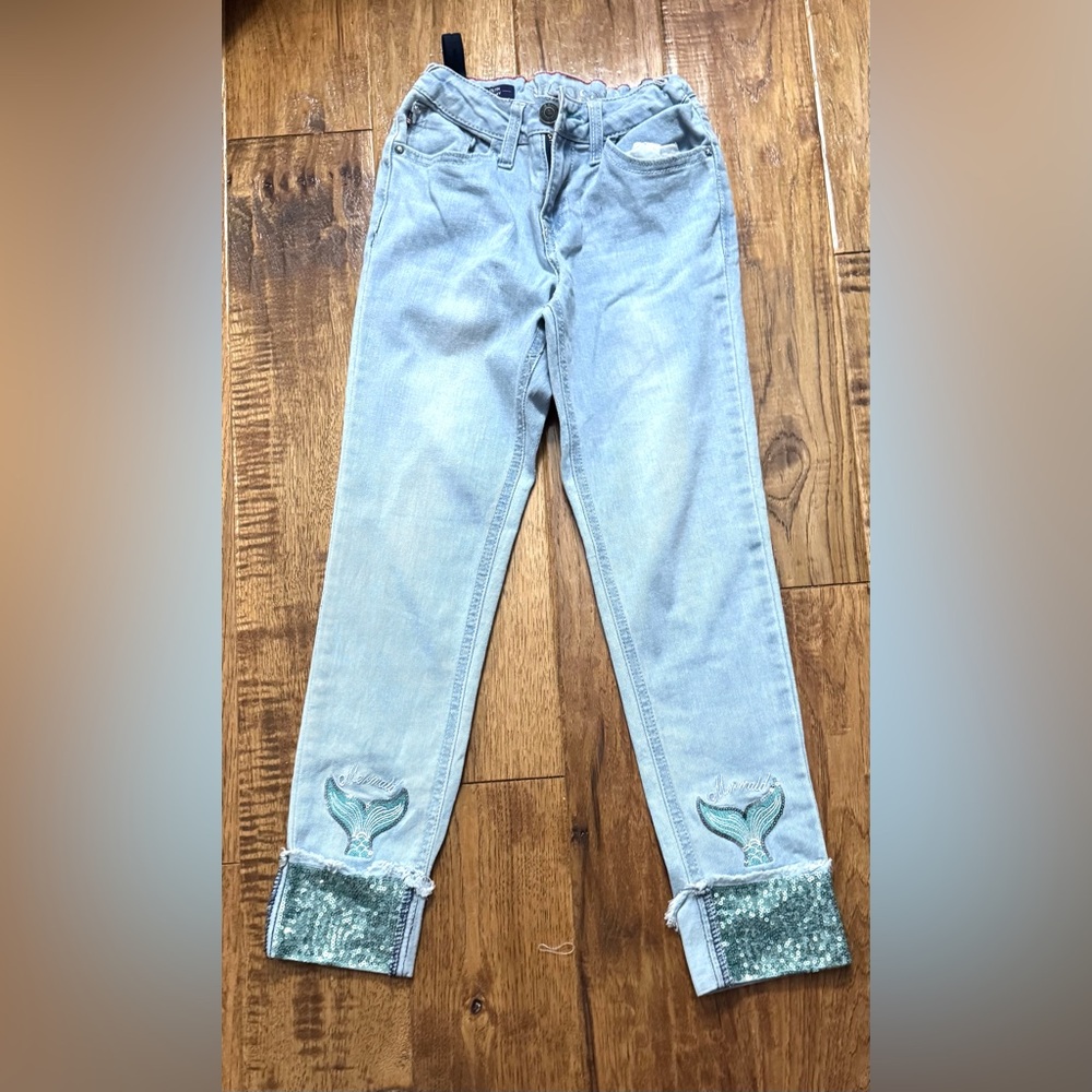 Embroidered Light Blue Girls Size 10 Mermaid Cropped Jeans